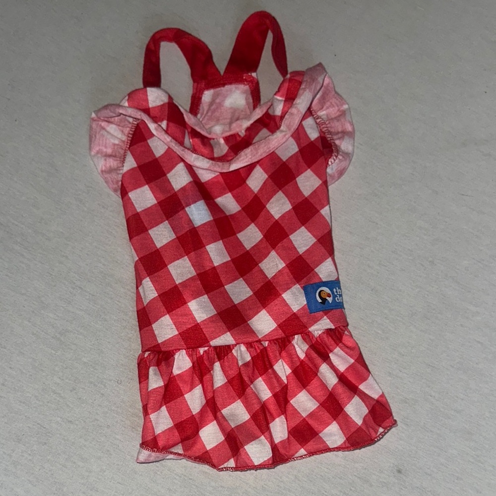 The Dodo Pet Red Checkered Outfit.